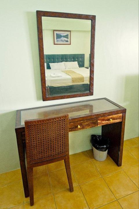 Danao Coco Palms Resort Cebu Room photo